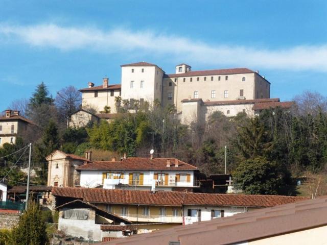 La Dimora Di Nonno Piero Apartment Manta Exterior photo